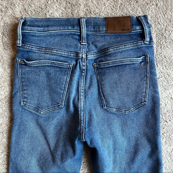Madewell 10” High-Rise Skinny Jeans Cordova Wash Button Front - Picture 8 of 12